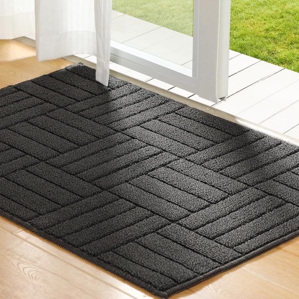 Door Mat - Non-Slip & Absorbent | Charcoal Gray Line Pattern